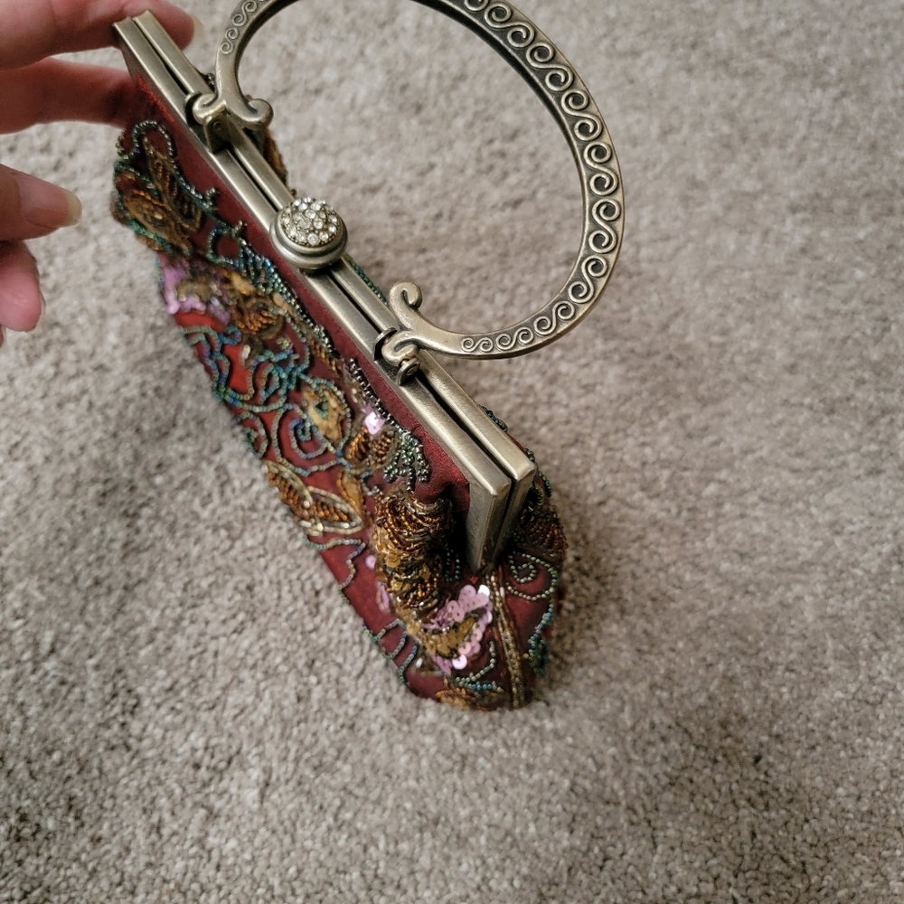 Beaded Handbag - Picture 2 of 4